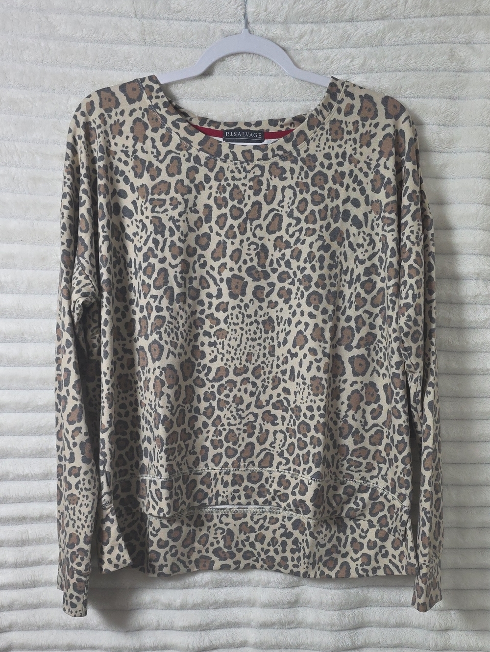 O276‎ PJ Salvage Tan Leopard Print Long Sleeve Top; Large